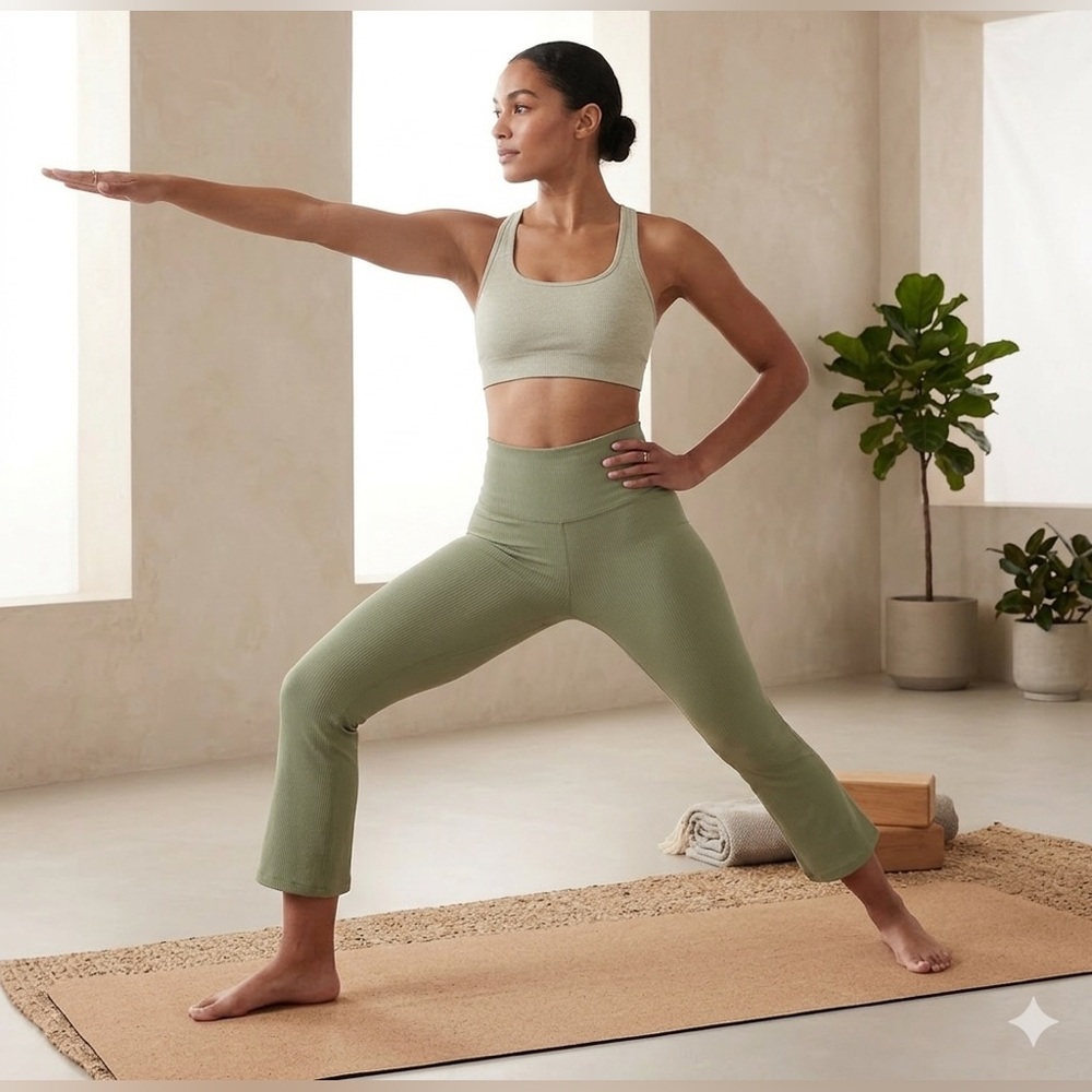 SIZE SMALL Athleta® Elation Rib Crop High Rise Flare Leggings In Sage Green